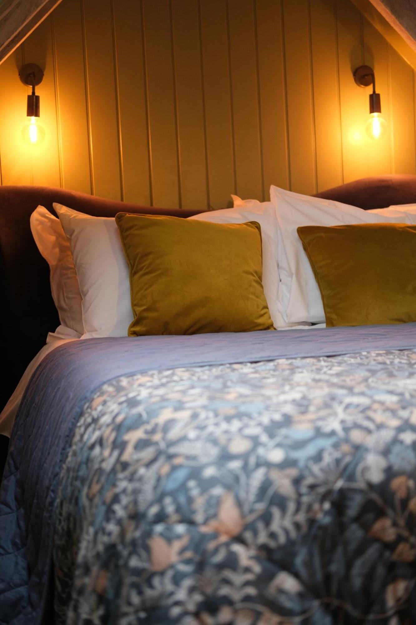 The Crown Inn Dial Post Horsham Bilik gambar